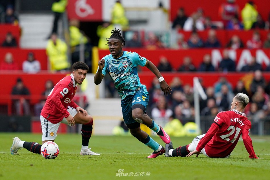 压力之下展 压力之下展