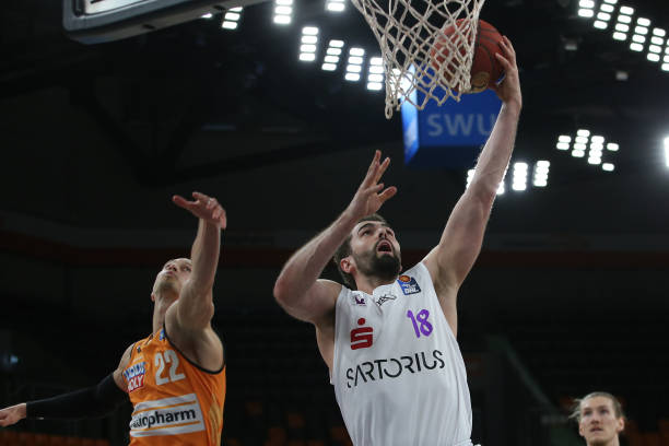 社交媒体影 社交媒体影