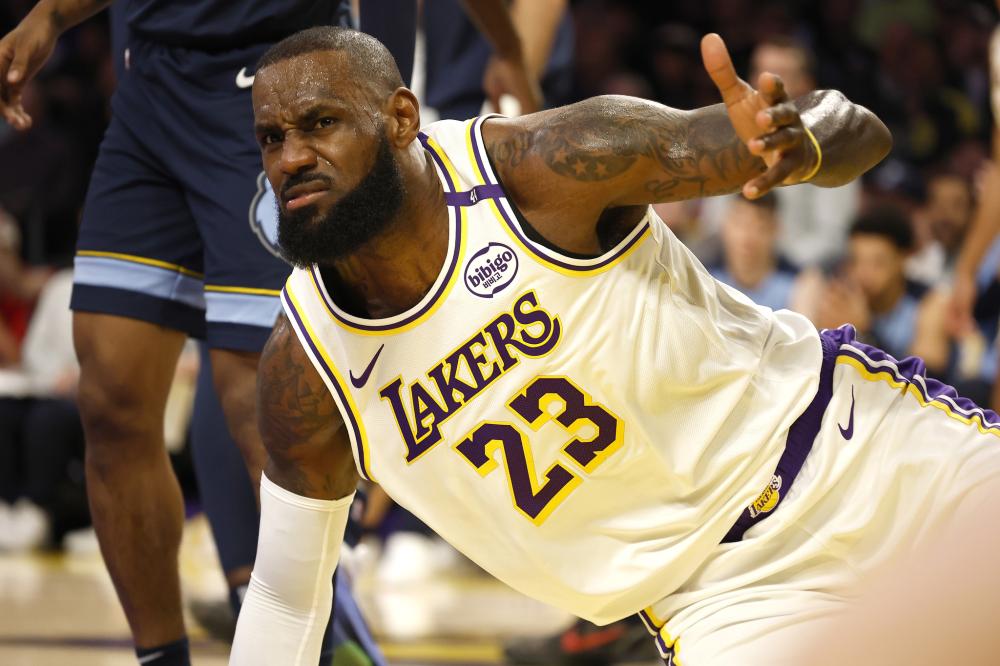 不仅帮助他 不仅帮助他